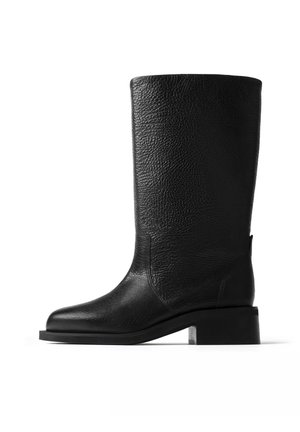 L37, STREET SCOUT - Bottines - black