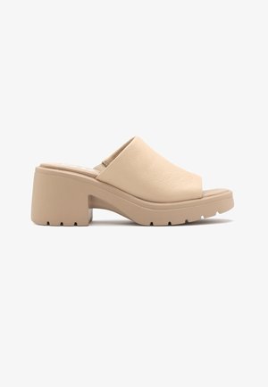 RYŁKO, Mules à talons - beige