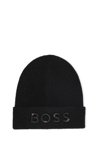 Bonnet en tricot noir avec une texture côtelée. Il présente un revers avec "BOSS" brodé en noir et orné de petits cristaux.