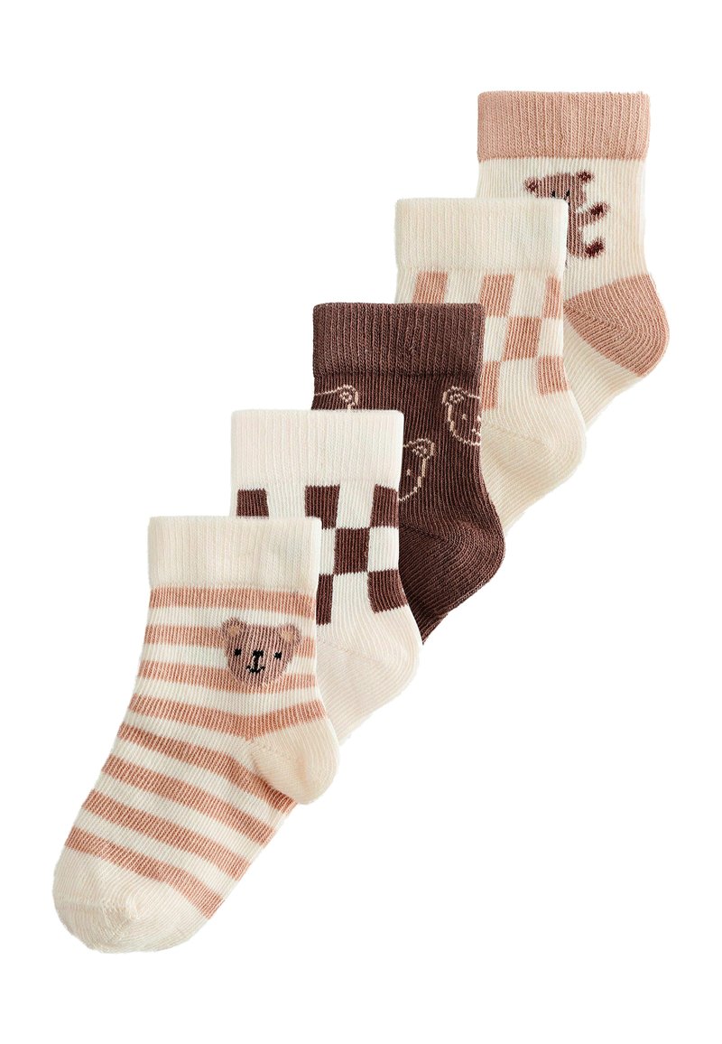 Fem par sokker til småbørn i beige og brune nuancer, med striber, ternede mønstre og dyremotiver i en blød tekstur.