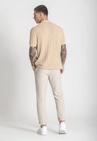 Gianni Kavanagh Piké - beige