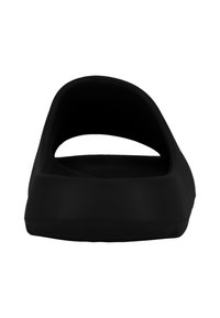 Musta liukusandaali, jossa on sileä, matta pinta, avoin takaosa ja muotoiltu pohja laajalla jalkatukilla mukavuutta varten.