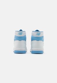 New Balance Korkeavartiset tennarit - white