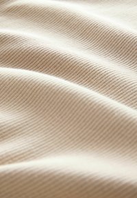 Next Longsleeve - neutral stone