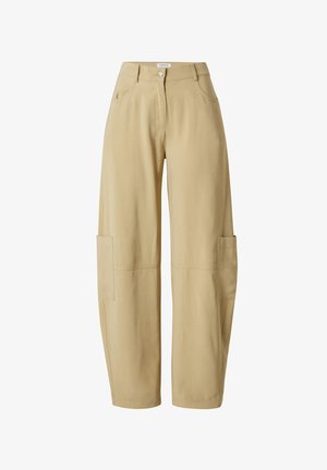 Beige weit geschnittene Cargo-Hosen mit zwei Seitentaschen, vorderer Knopfverschluss und glattem, leichtem Stoff.