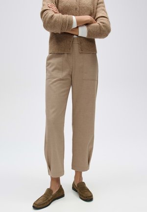 OPUS, MID RISE TAPERED FIT - Stoffhose - light mocca