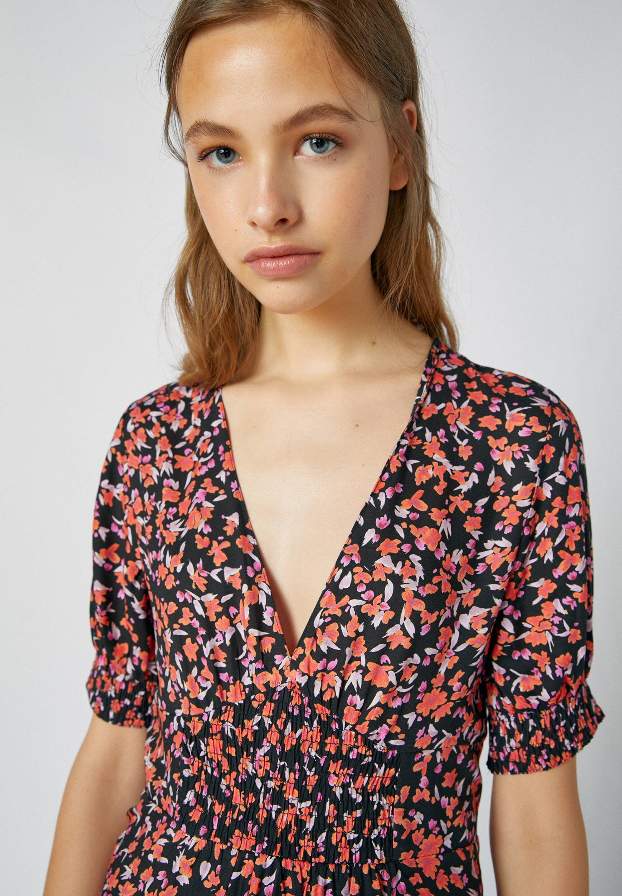 pull and bear robe rouge