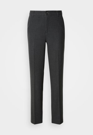 Op maat gemaakte donkergrijze broeken van een zachte stof, met een knoopsluiting, twee voorkruiken en een rechte pijp.