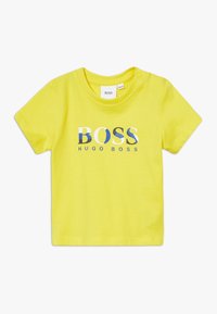 BOSS Kidswear SLEEVES - Triko s potiskem - pollen
