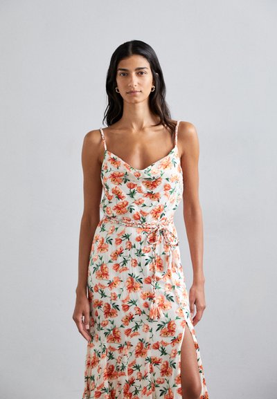 Alice + Olivia LISSA COWL GODET MIDI DRESS - Rochie de zi - off white