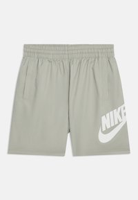 Unselected, spruce fog/white