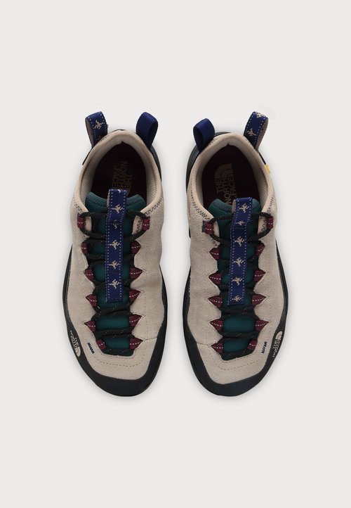 The North Face CLYFFE TREK UNISEX - Trainers - pacific teal/bold blue — photo 4