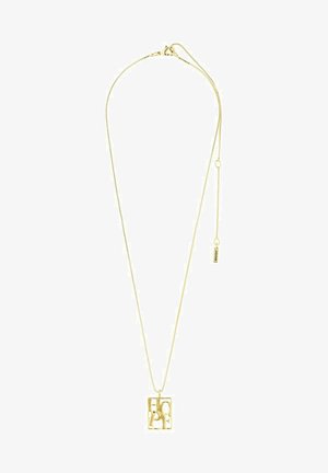 Zelta toņu metāla kaklarota ar teksturētu taisnstūra piekari, kas piedāvā izgrieztu dizainu. Pabeigta ar plānu ķēdi un regulējamu aizdari.