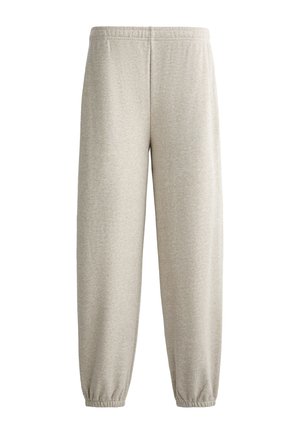 Lichtgrijze fleece sweatpants met een elastische tailleband en boorden, rechte pijpen, met een naaddetail aan de voorkant op een effen achtergrond.