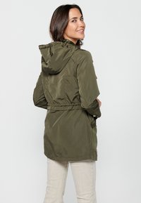 Koroshi Parka - kaki   khaki