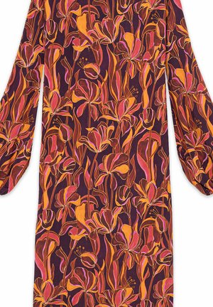 Robe à manches longues avec un motif floral audacieux dans des tons de rose, orange et marron sur un fond sombre. Le tissu semble lisse.