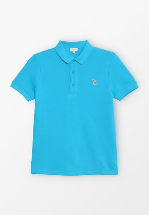 Blå kortærmet polo-shirt med krave, to-knaps lukning og lille stribet dyrelogo på venstre bryst.