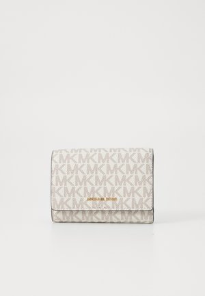 Vouwportemonnee in gestreept beige synthetisch materiaal met een herhaaldelijk "MK"-logo. Gouden branding op de voorkant. Compacte en rechthoekige vorm.