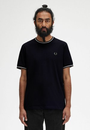 Fred Perry, Camiseta básica - black