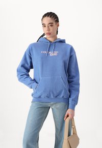 BDG Urban Outfitters COLORADO - Felpa - bright blue