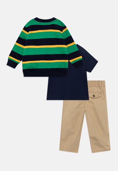 Polo Ralph Lauren TEE & CARDIGAN & TROUSER UNISEX SET - Kardigan - stafford green multi