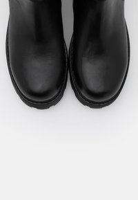 Vagabond COSMO - Platform ankle boots - black