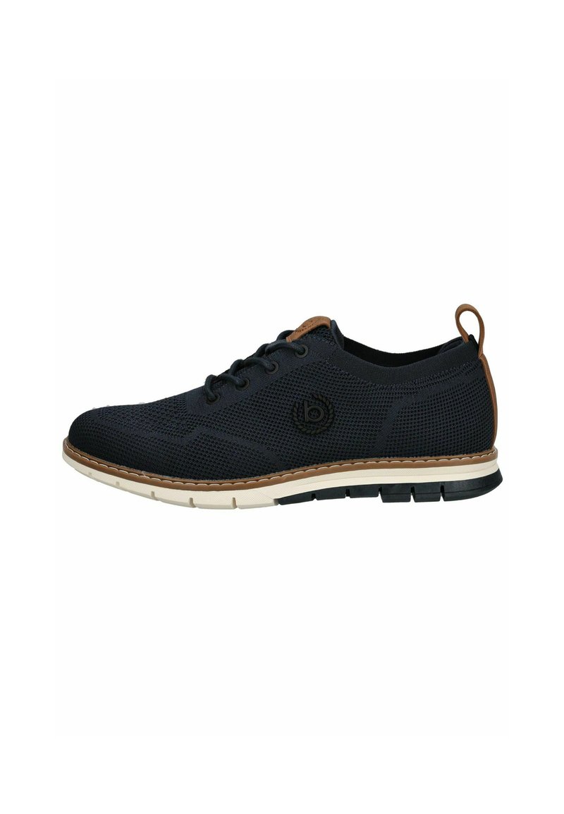 Schwarze Mesh-Sneaker mit braunen Akzenten, Schnürdesign, abgerundeter Zehenpartie und weißer Zwischensohle. Verfügt über eine strukturierte Oberfläche und ein gemustertes seitliches Detail.