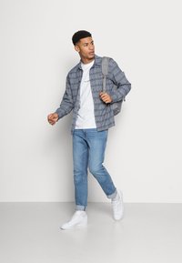 Denham HARLEY CHECK - Camisa - grey