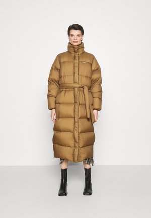 RAMOEN LONG PUFFER - Down coat - light brown