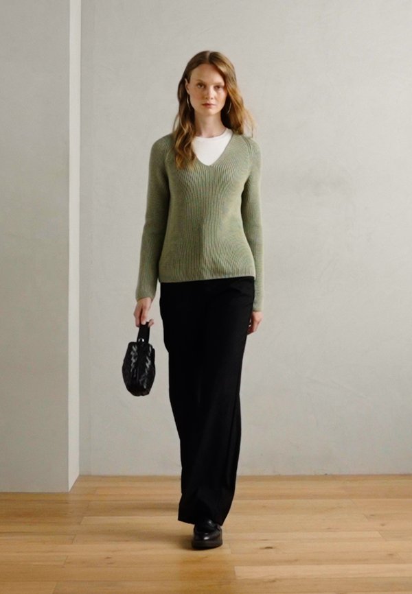 Jumper - smooth sage2