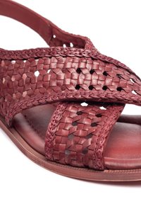 Yokono FLAT - Sandali - burgundy