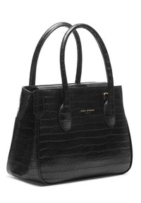 Bolso de piel negro con relieve de cocodrilo, dotado de dos asas redondeadas, acento de logo dorado y una silueta estructurada. Textura suave, base plana.