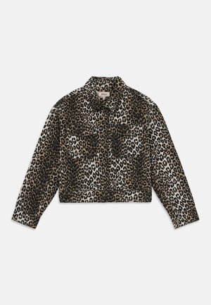 Kuttet jakke i leopardmønster. Laget av mykt stoff med knapper foran, to brystlommer og krage. Predominant beige og svart.