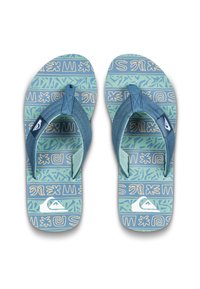Blå flip-flops med mønstrede indersider i teal og lysegrøn, sikret af mørkeblå stropper; logo på sålen.