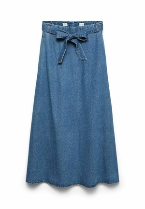 Jupe trapèze en denim bleu avec ceinture nouée à la taille et passants de ceinture, longueur moyenne avec ourlet net.