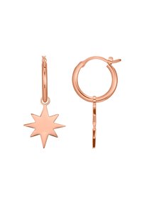 Boucles d'oreilles en or rose en forme de anneaux avec un charme en forme d'étoile aux pointes aigües. Le design est lisse avec une finition polie et un fermoir sécurisé.