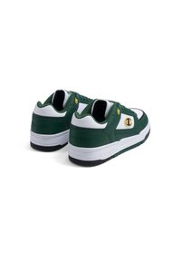 Champion REBOUND HERITAGE LOW CUT - Zapatillas de baloncesto - green and white