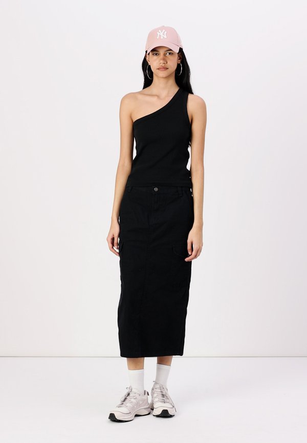 ASYMMETRICAL TANK - Top2