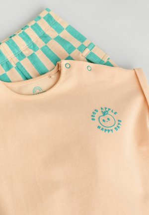 Next SET - T-shirts print - bright apple