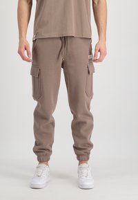 Alpha Industries - Cargo hlače - organic brown Minijatura 1