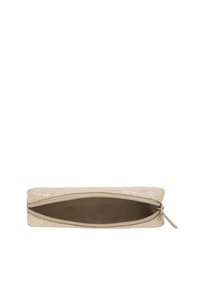 Rechteckige Tasche aus metallisch beigem Stoff mit strukturierter Oberfläche. Verfügt über einen oberen Reißverschluss und ein weiches, hellbraunes Innenfutter.