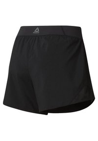 Svarta träningsshorts med en bred midja, med en andningsbar meshpanel på sidan och en lös passform. Reebok-logotyp på framsidan.