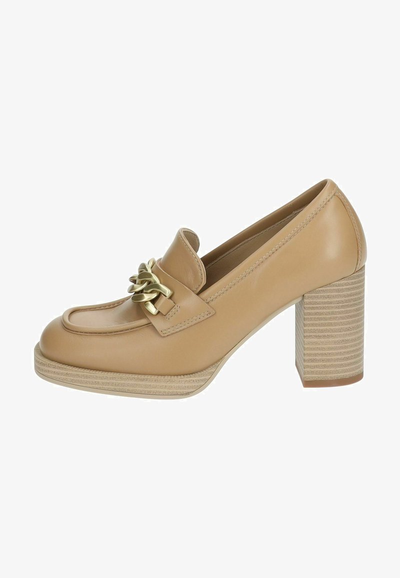 NeroGiardini - Czółenka na platformie