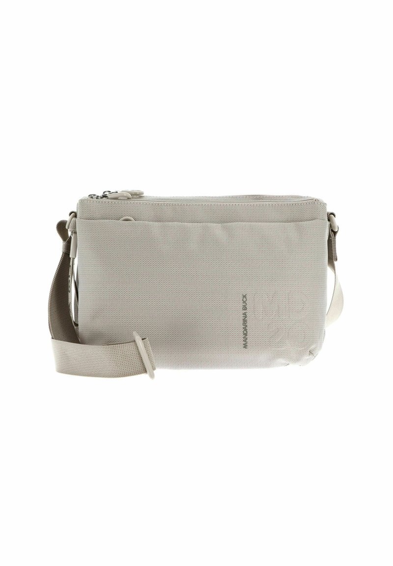 Borsa a spalla in tessuto grigio chiaro con chiusura a zip, forma rettangolare piatta, tracolla regolabile e dettaglio del logo impresso sul lato.