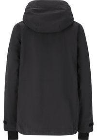 Svart vattentät jacka med huva, långa ärmar och en enkel design. Tyget har en slät textur utan synliga mönster.