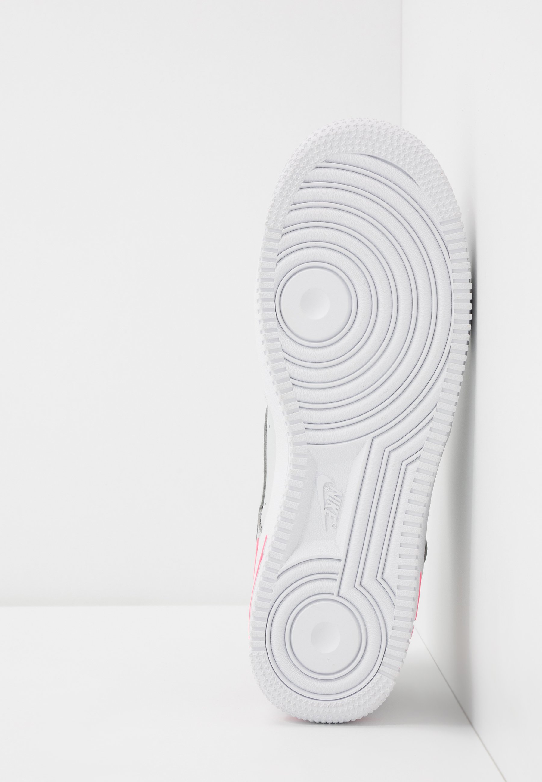 zalando air force 1 lv8