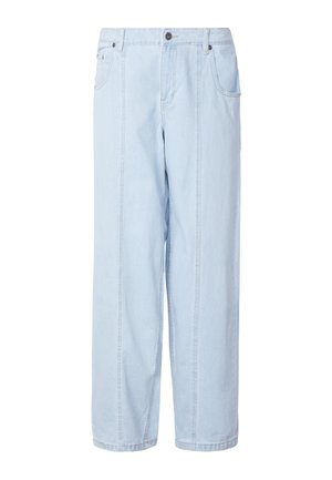 Pantaloni largi din denim albastru deschis, cu talie înaltă, două buzunare frontale și cusături vizibile. Materialul are o textură moale, estompată.