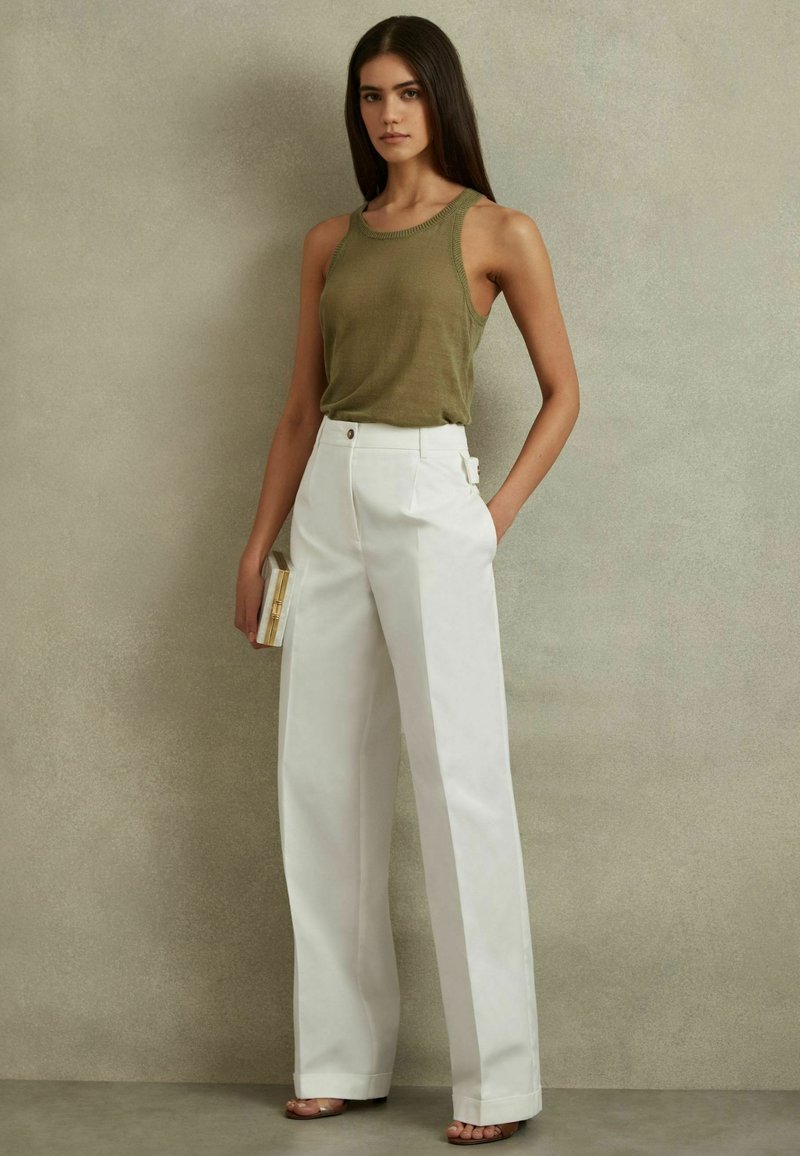 Reiss Tygbyxor - white