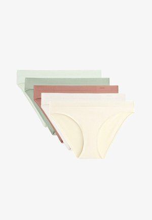 Cinq paires de culottes hipster en coton pour femmes, en nuances pastel de crème, blanc, rose poussiéreux, sauge et menthe claire.