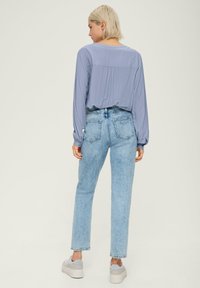 QS MIT AUSSCHNITT - Tunika